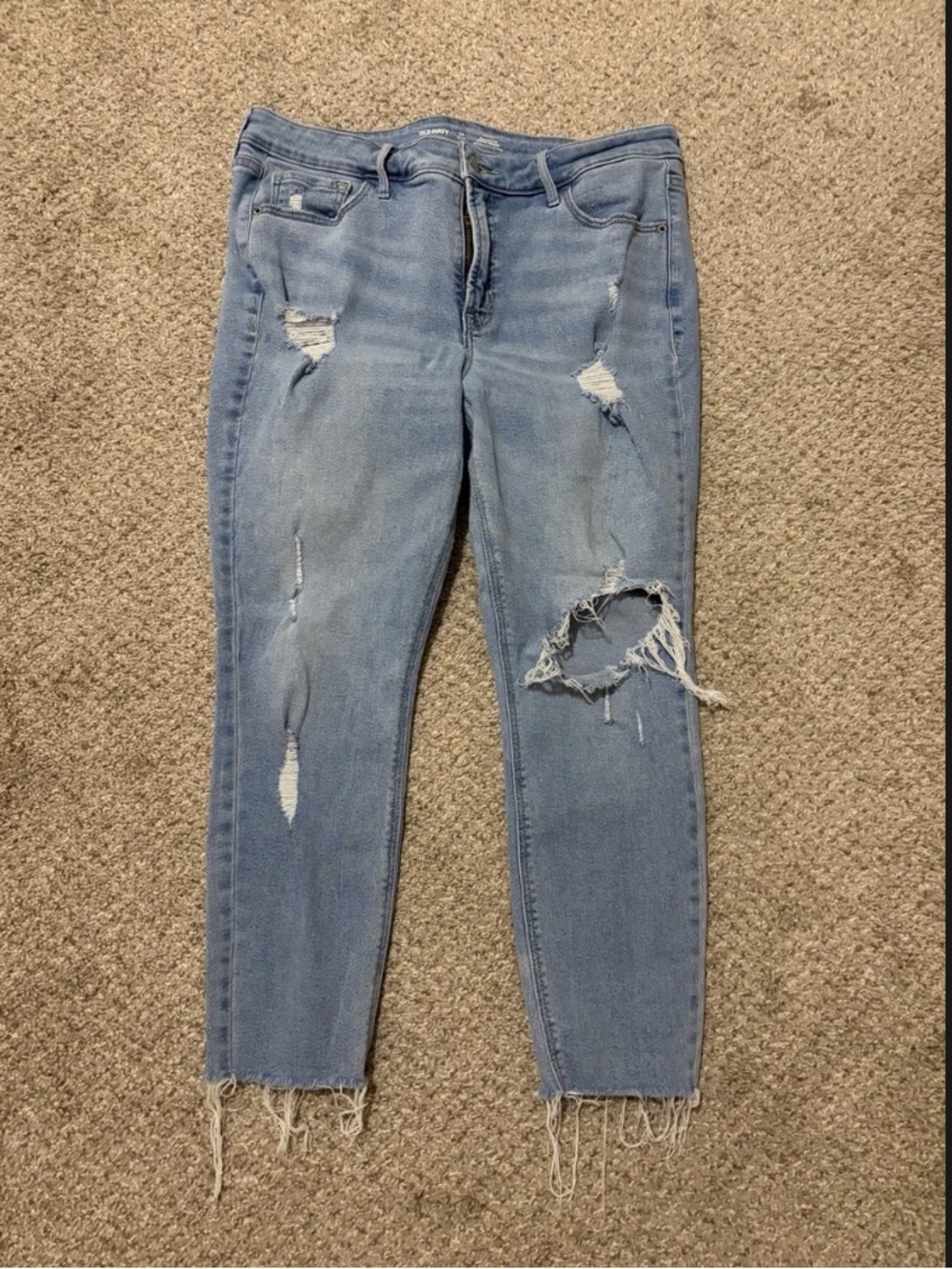 Old Navy Light Blue Distressed Skinny Jeans